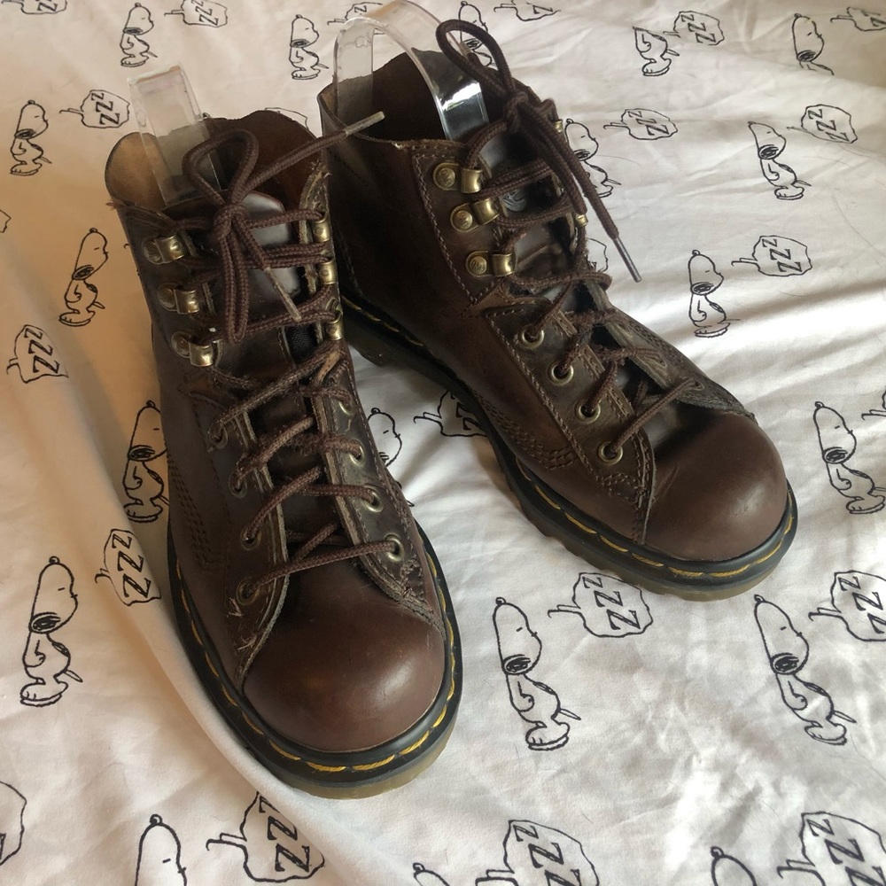 Brown Leather Lace-Up Women's Hiking Boots